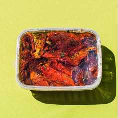 Ínyenc mester szárított paradicsom fűszeres olajban 250 g